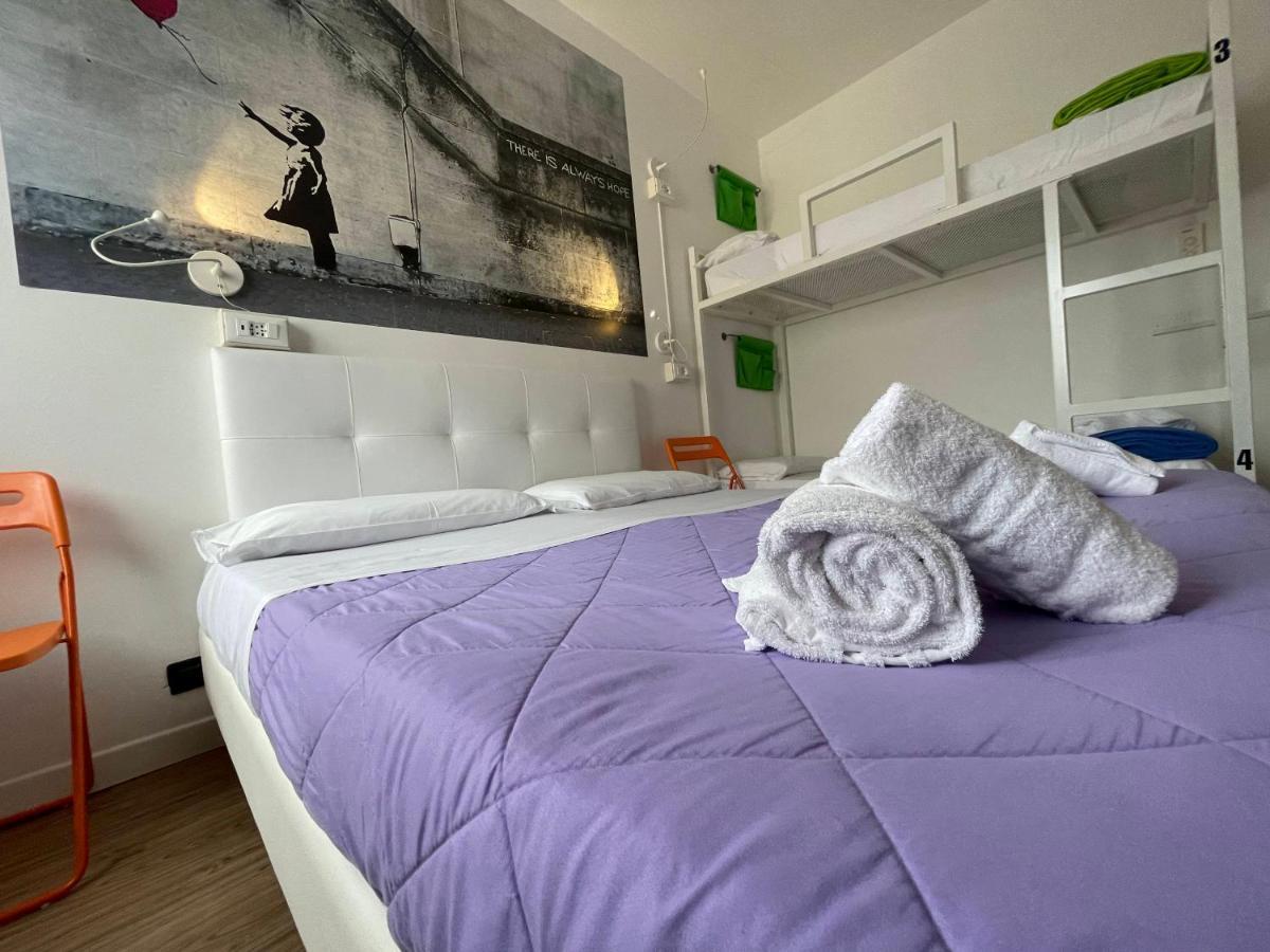 Lake Garda Hostel Сало Экстерьер фото