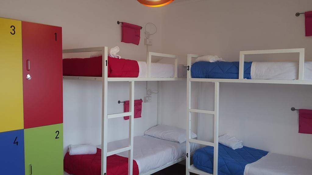 Lake Garda Hostel Сало Экстерьер фото