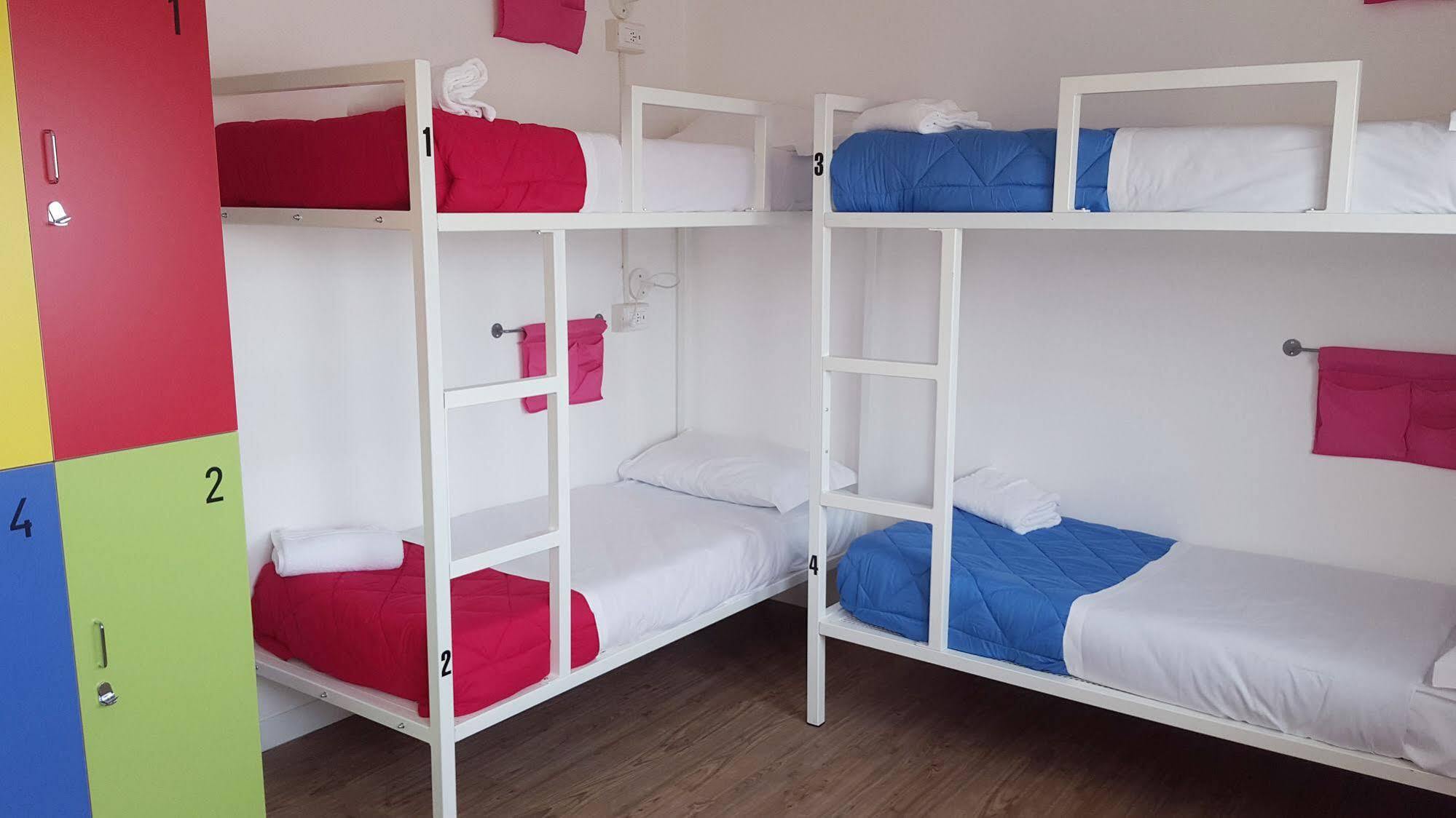 Lake Garda Hostel Сало Экстерьер фото