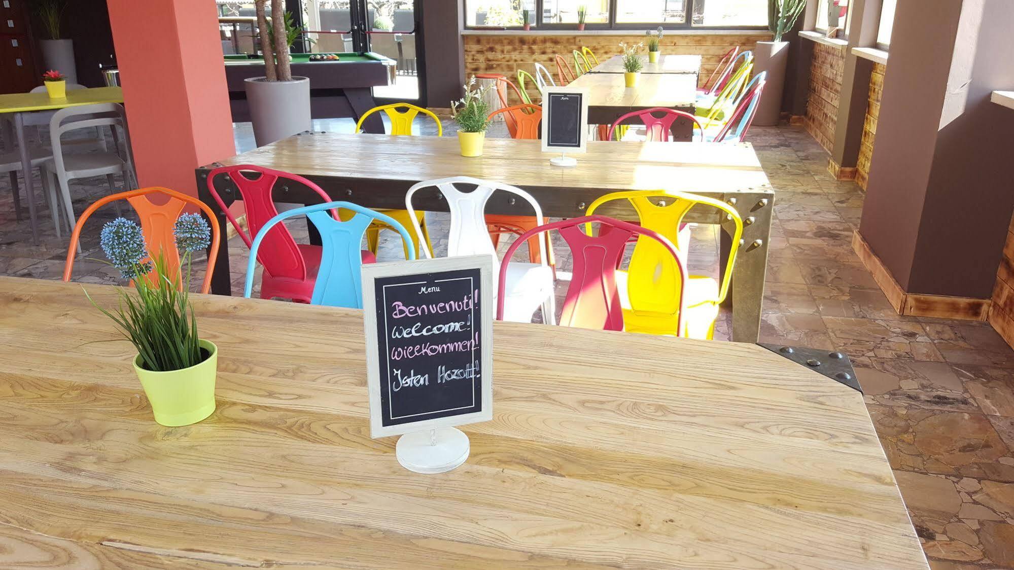 Lake Garda Hostel Сало Экстерьер фото